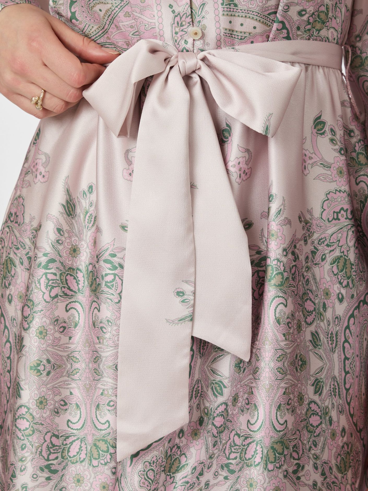 Nova Paisley Border Dress Kjoler
