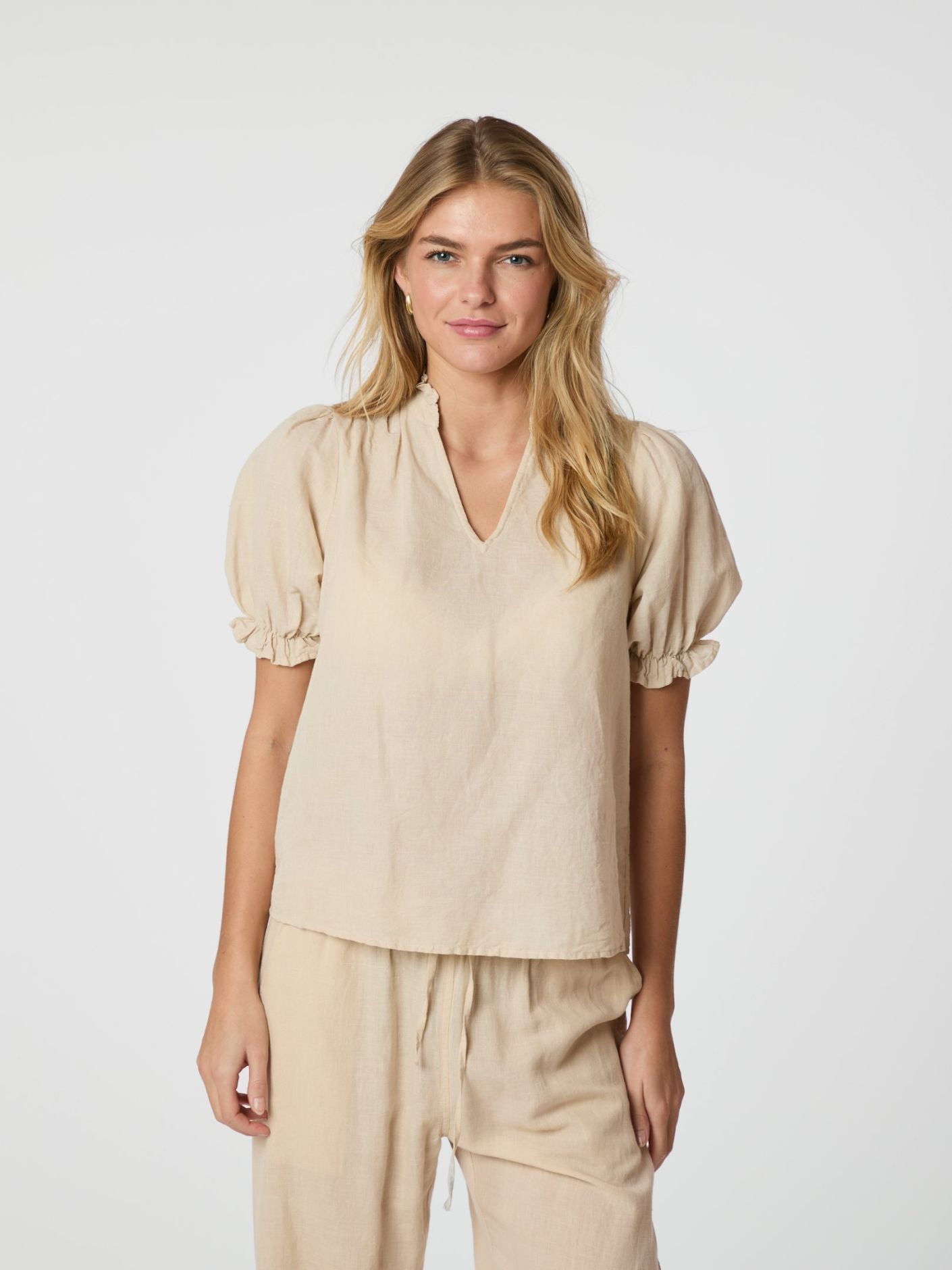 Odesa Linen Blouse - Overdeler