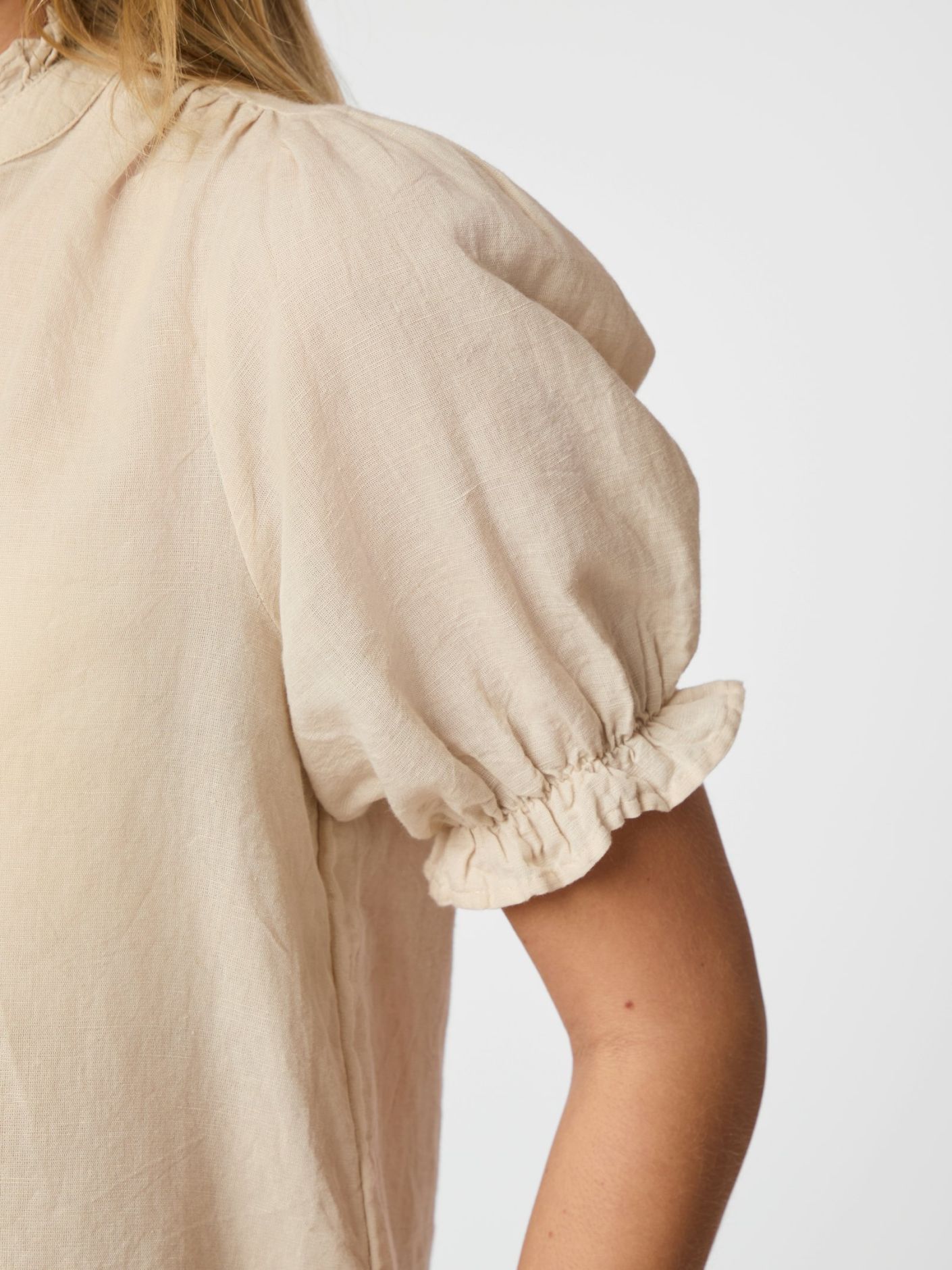 Odesa Linen Blouse - Overdeler