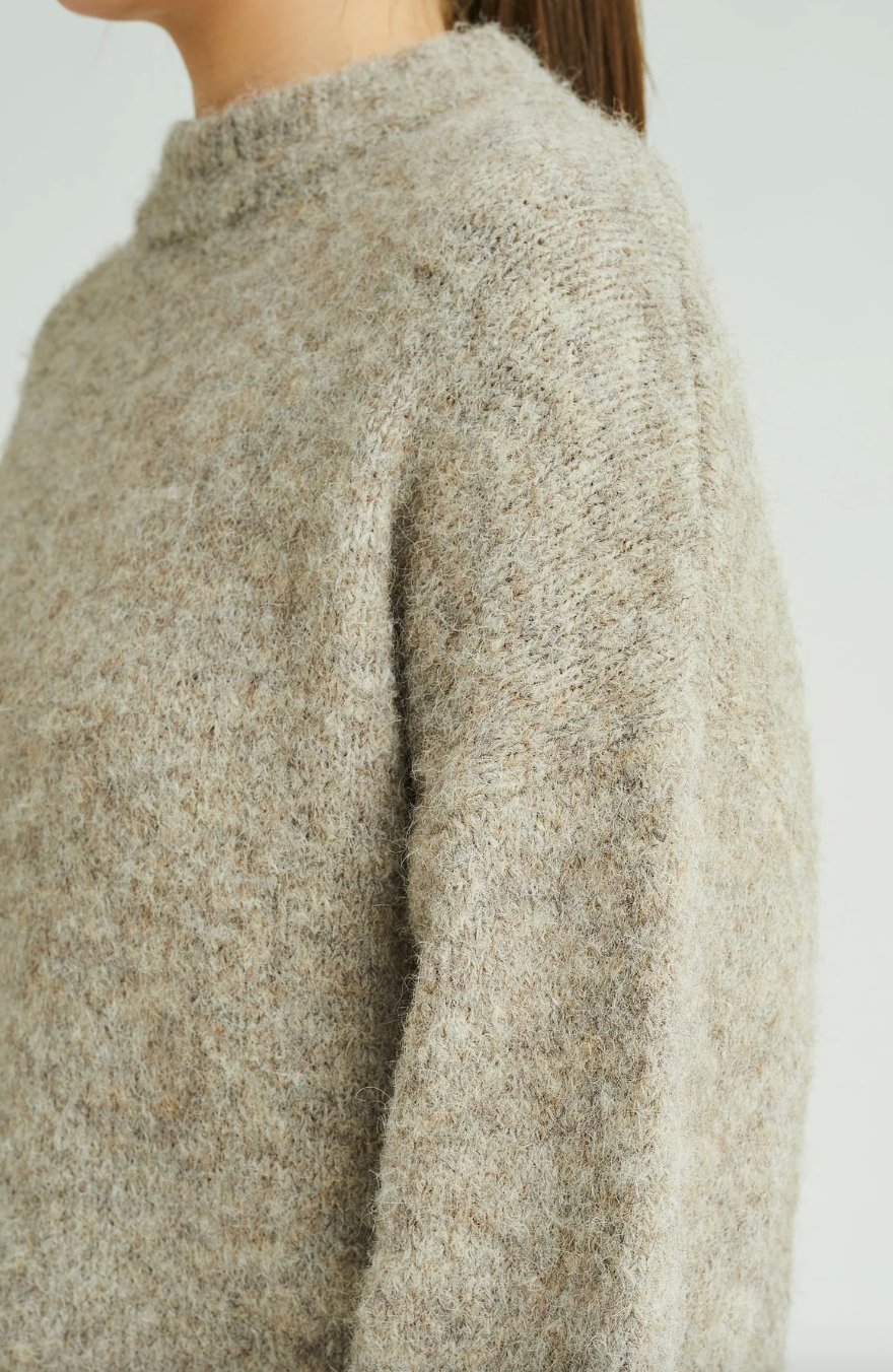 Patrisia Solid Knit Pullover Overdeler