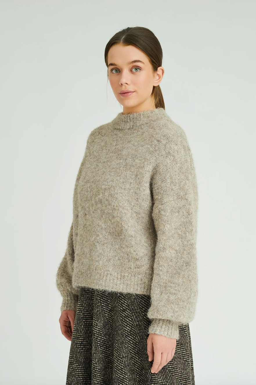 Patrisia Solid Knit Pullover Overdeler