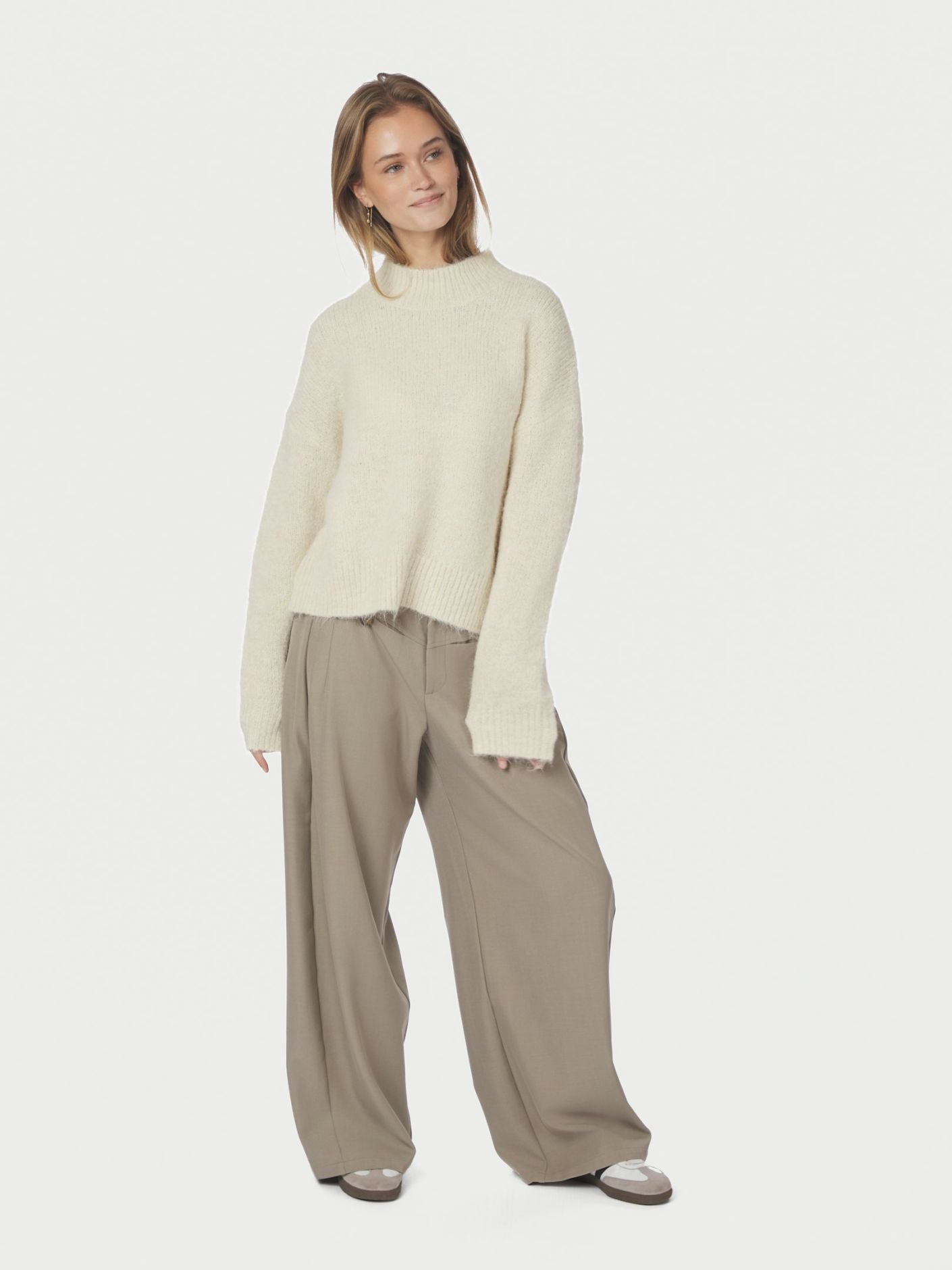 Paulina Fluffy Knit Blouse - Overdeler