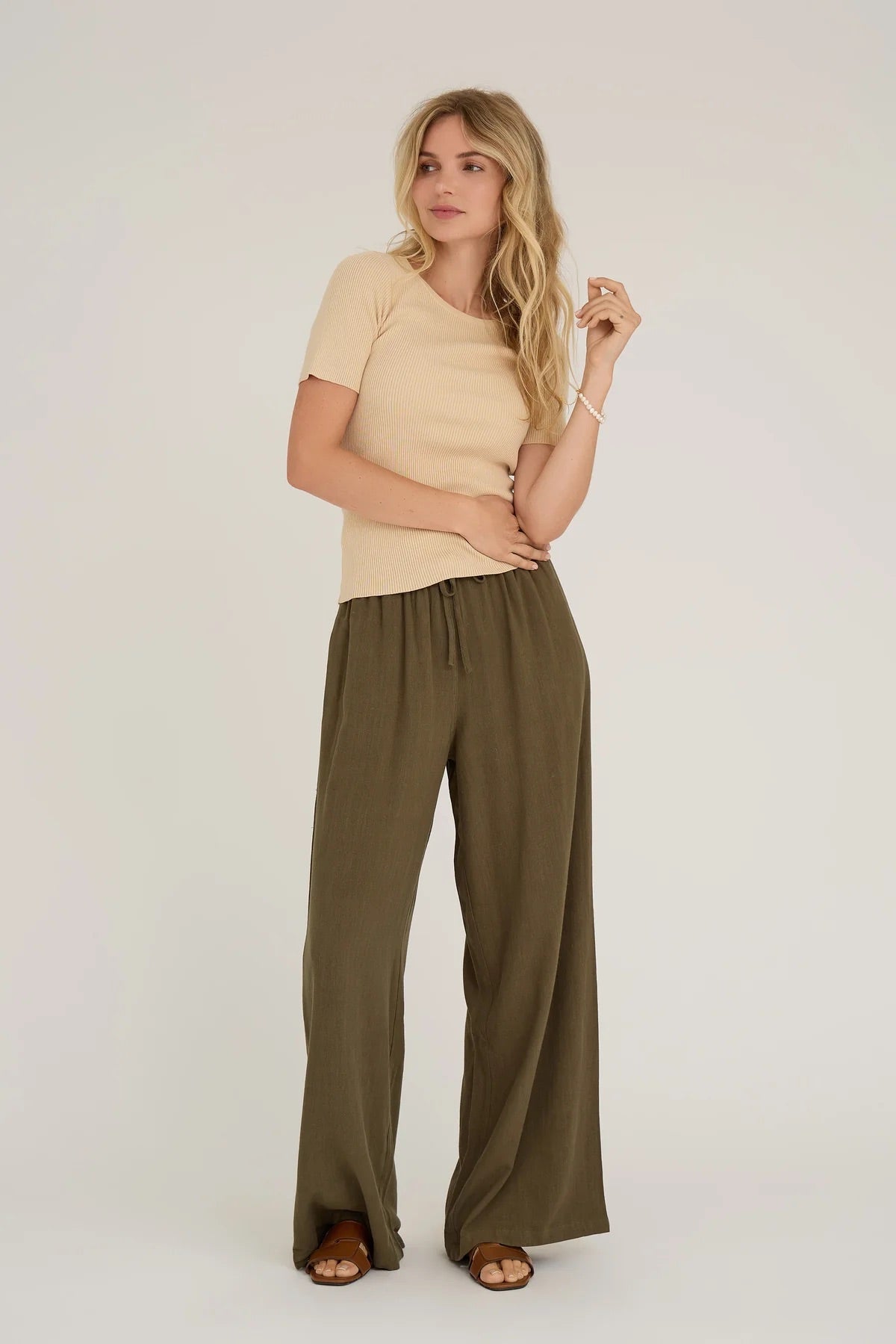 Rib Knit Short Sleeve Top - Overdeler