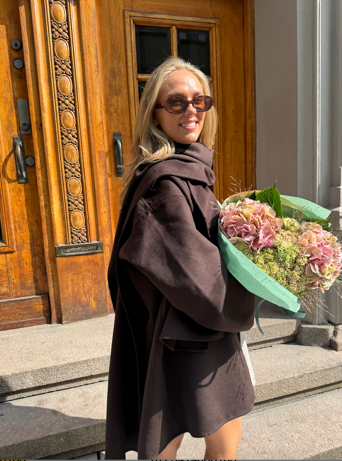 Sandy Wool Coat With Scarf - Brown - Jakker