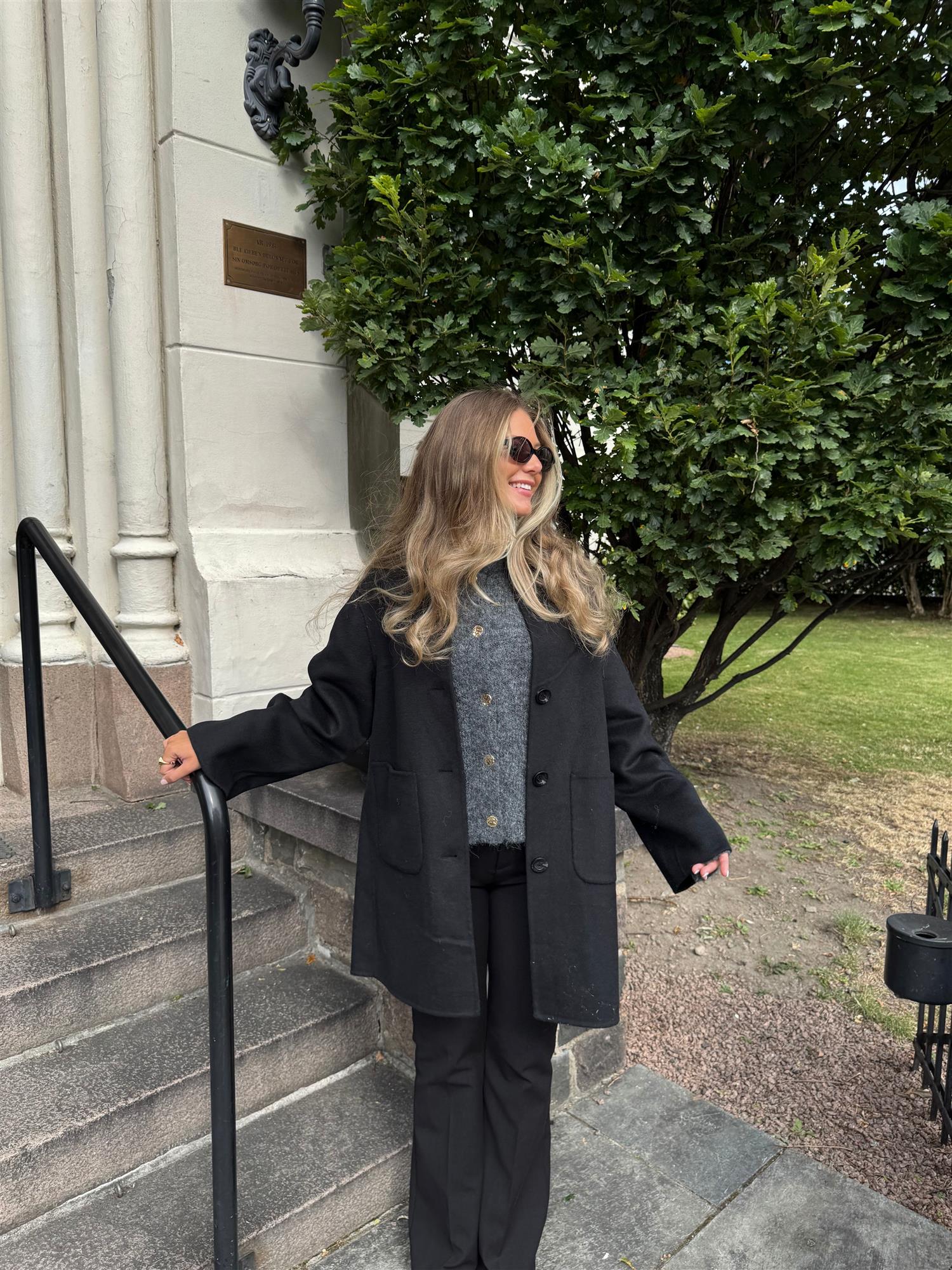 Sandy Wool Coat With Scarf Jakker