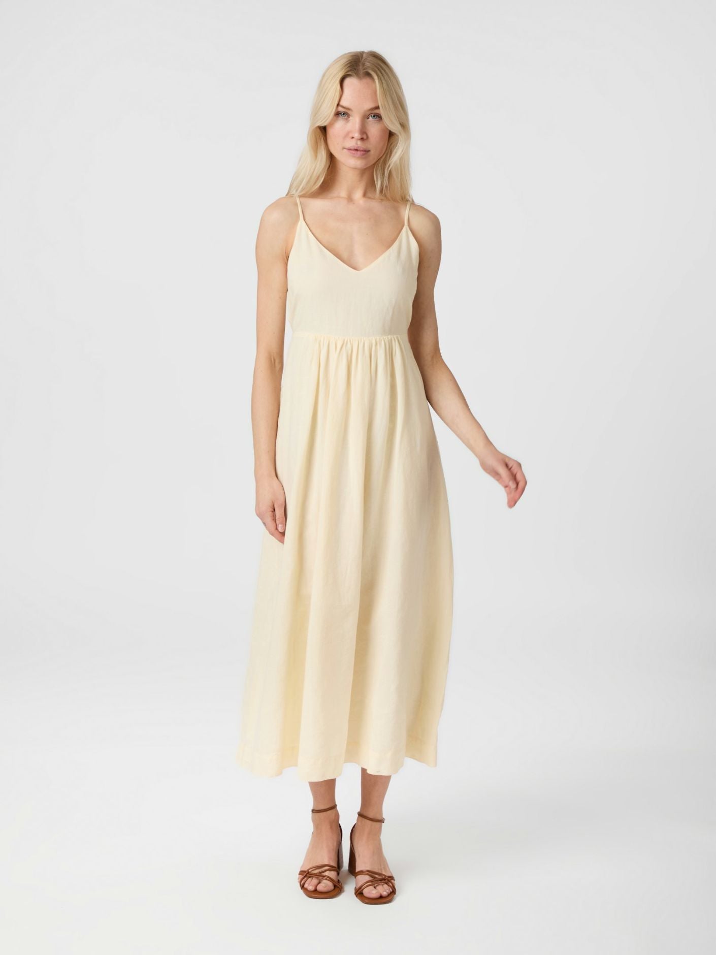 Savani Long Linen Dress Kjoler