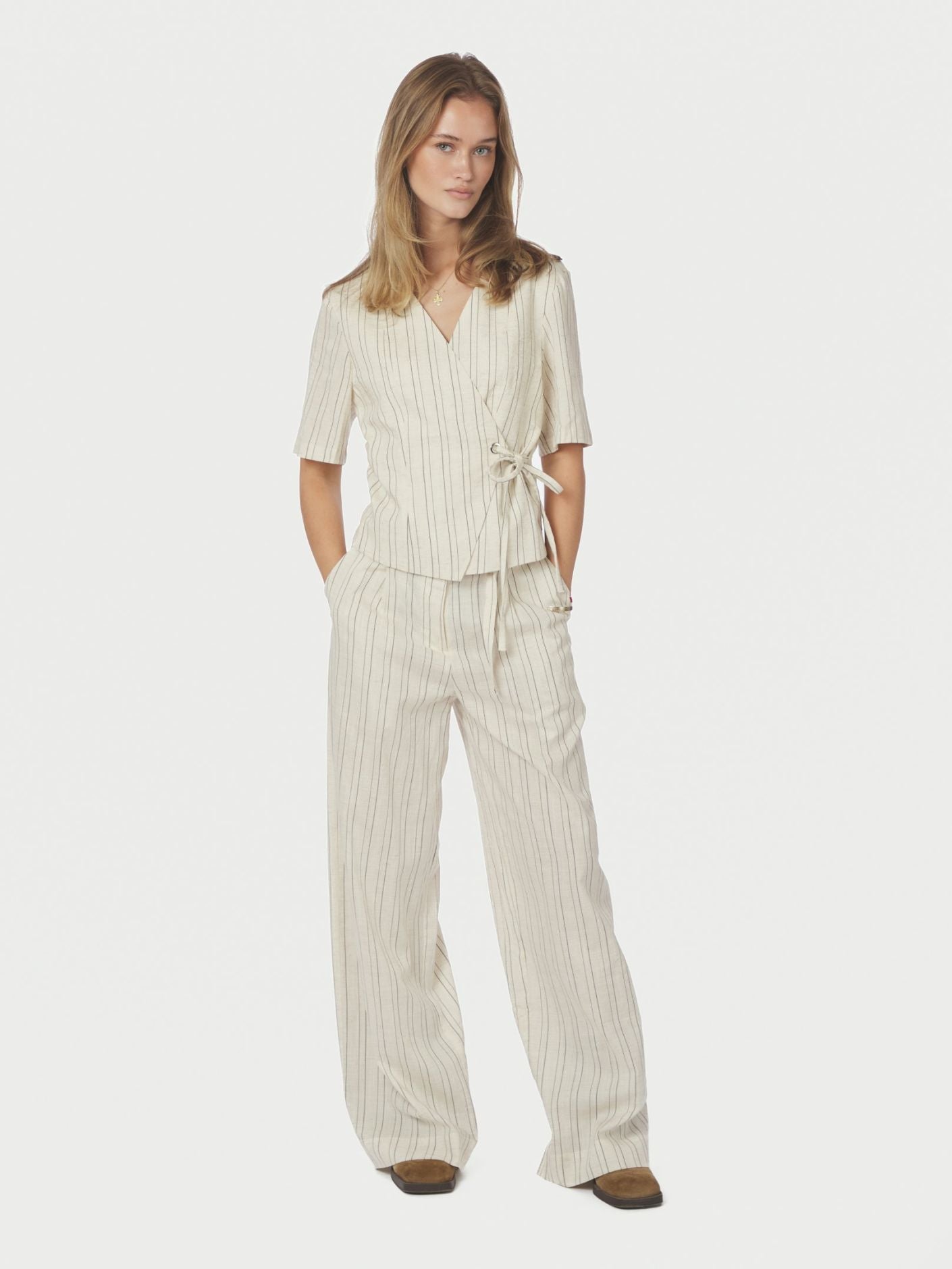 Simmo Stripe Eyelet Blouse - Overdeler