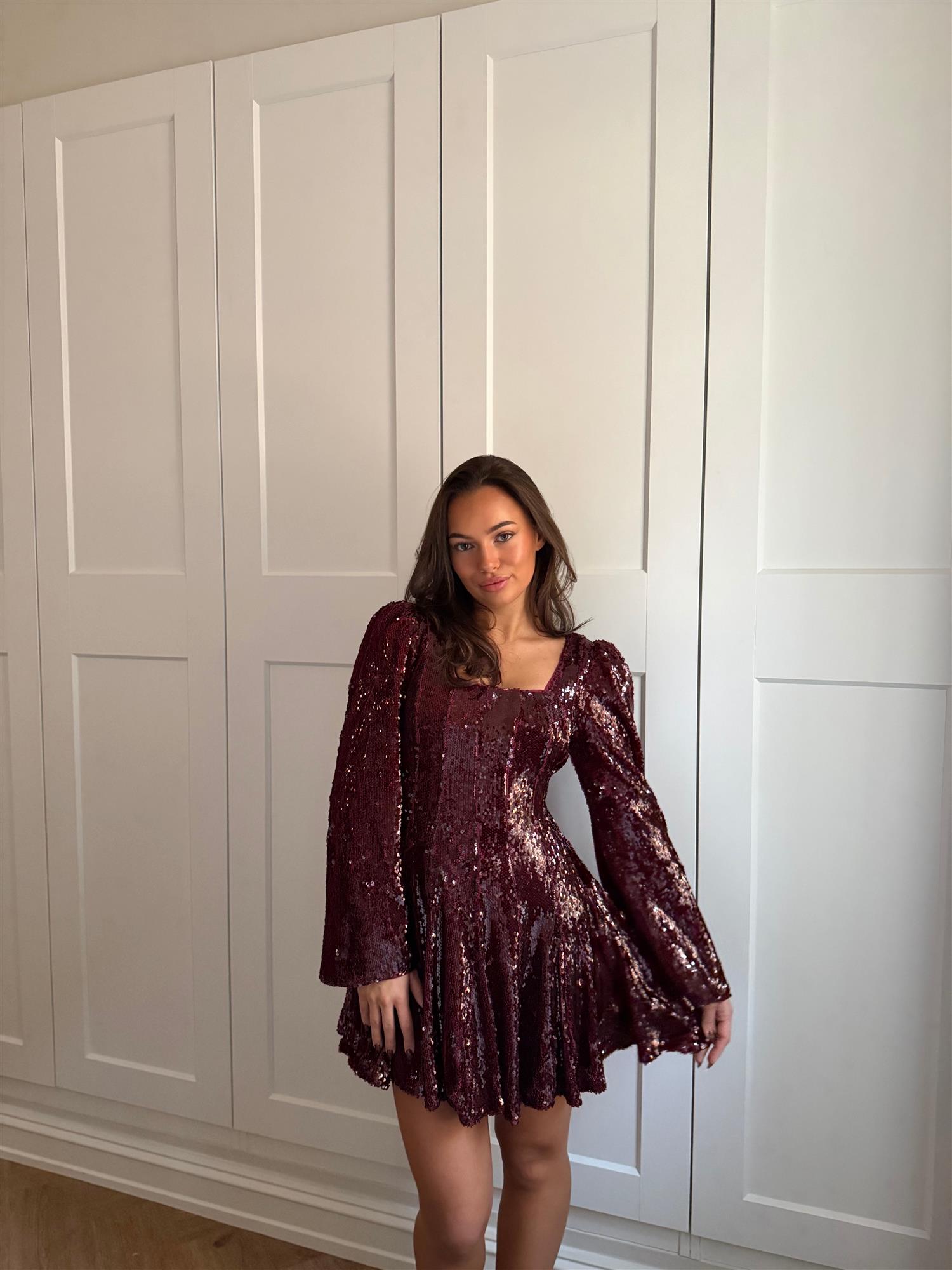 Sophie Sequin Dress - Kjoler