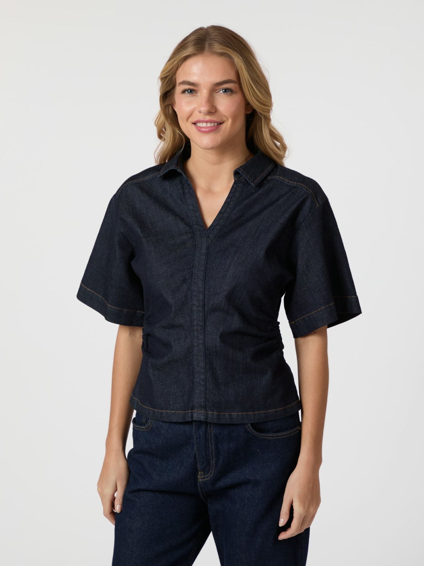 Spenda Denim Blouse - Overdeler