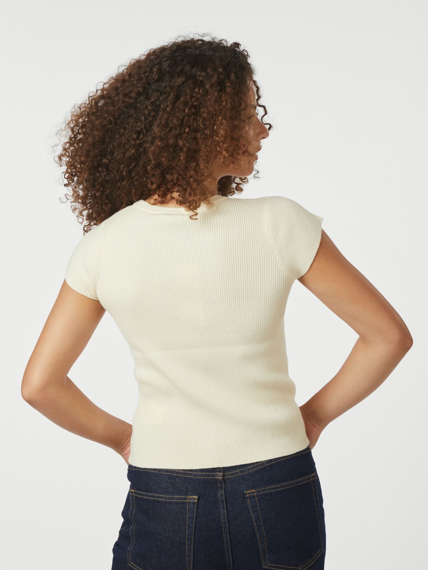 Tirra Knit Tee - Overdeler