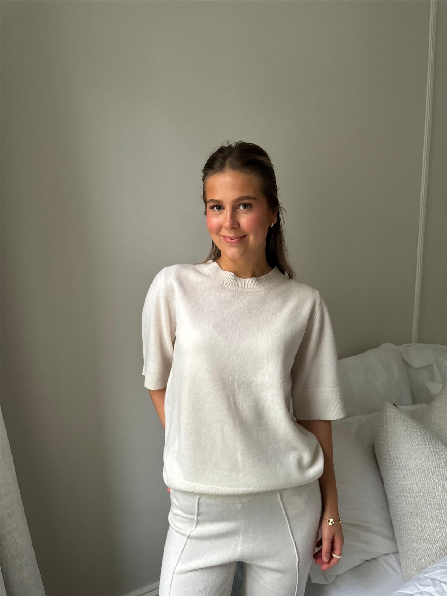 Yasanni SS Knit Pullover S-EX - Overdeler